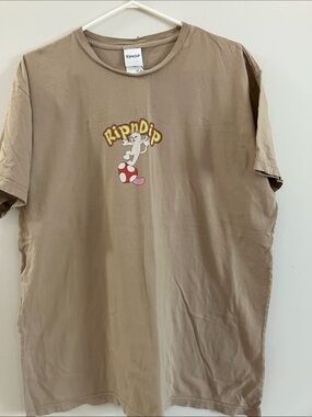 Ripndip Tan Short-Sleeve Tee with Mushroom Graphic
Men’s XL